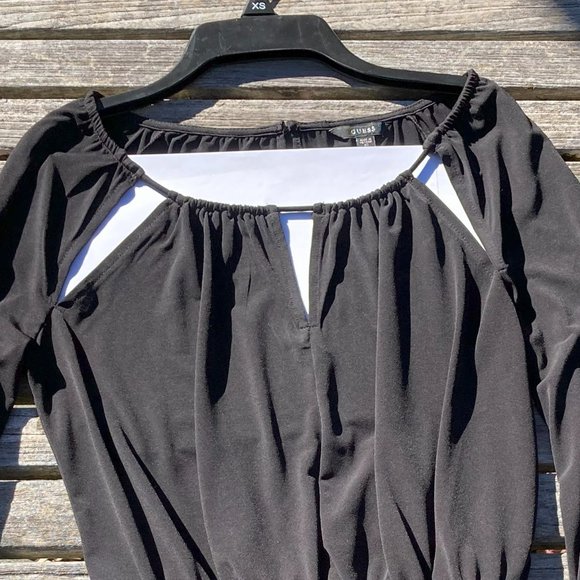 GUESS🔥Black Keyhole-Cutout Long Sleeve Top Blouse - Size XSmall - Picture 5 of 9